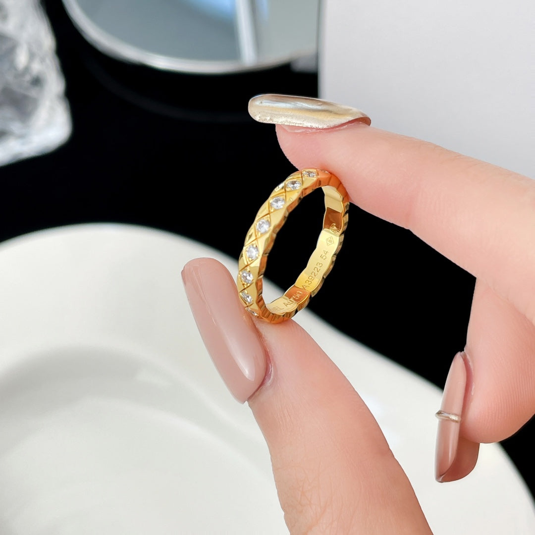 Chanel Crush Mini Classic Ring Cubic Zirconia