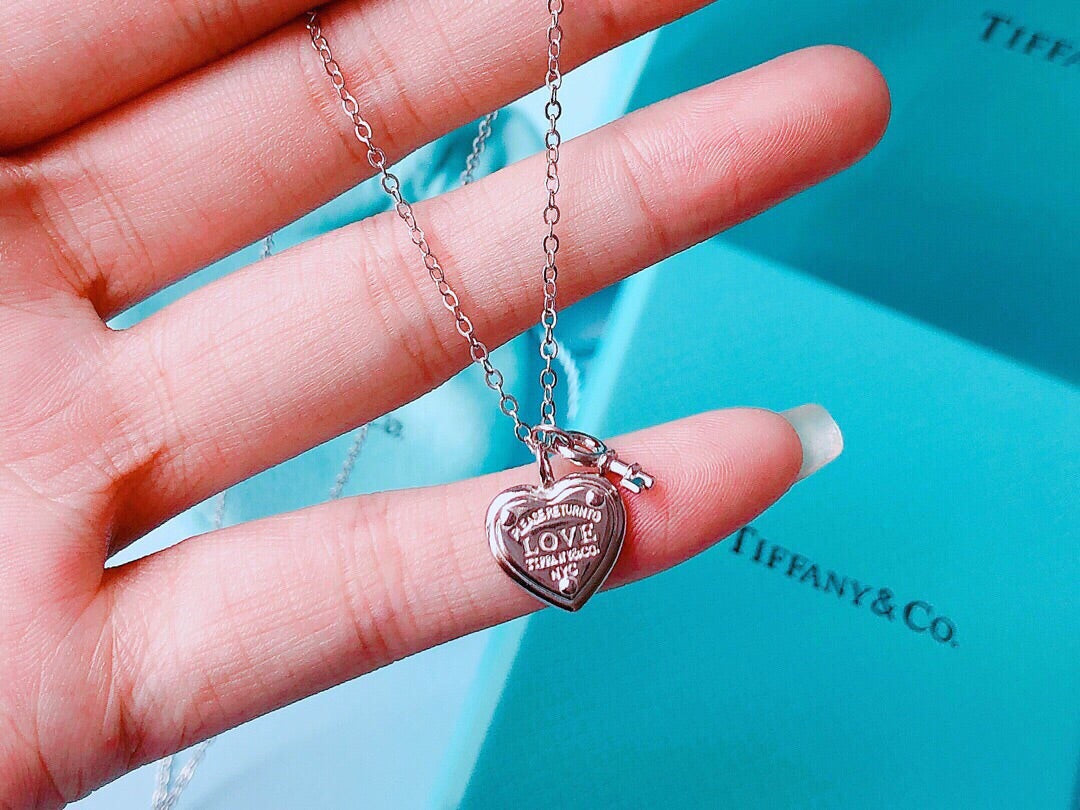Hermes Heart and Key Silver Necklace