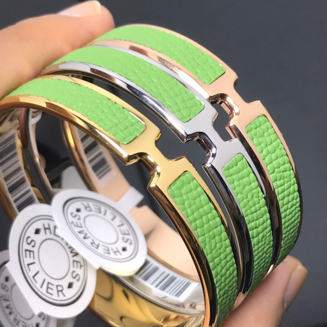 Hermes H Pig Nose Light Green Bracelet