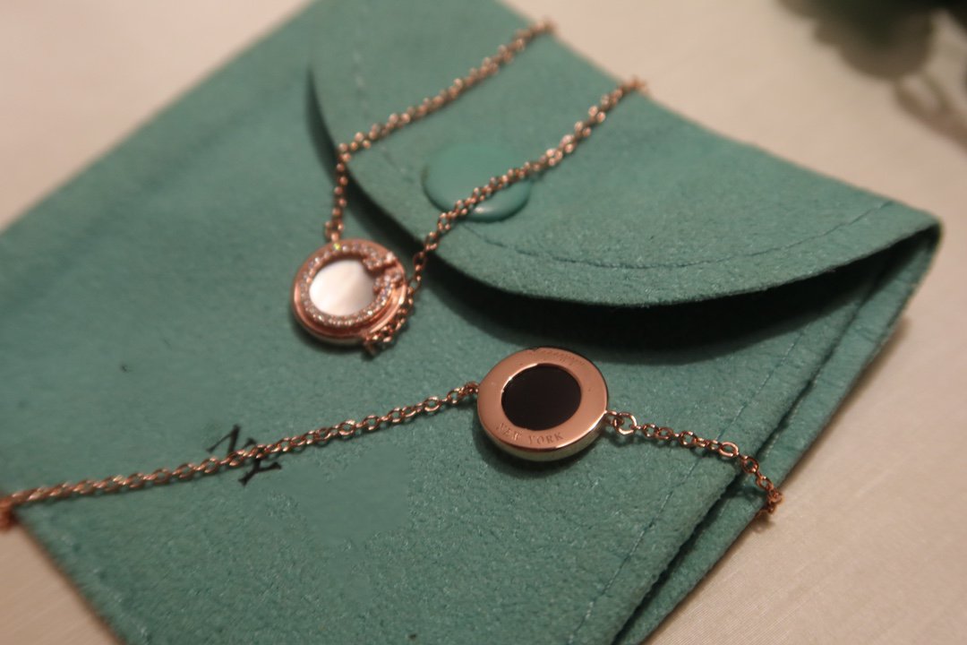 Tiffany Cubic Zirconia Circle Pink Gold Bracelet