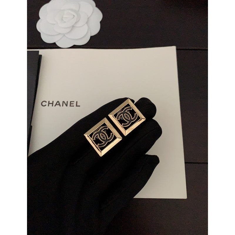 Chanel Square Hollow 18K Gold Earrings