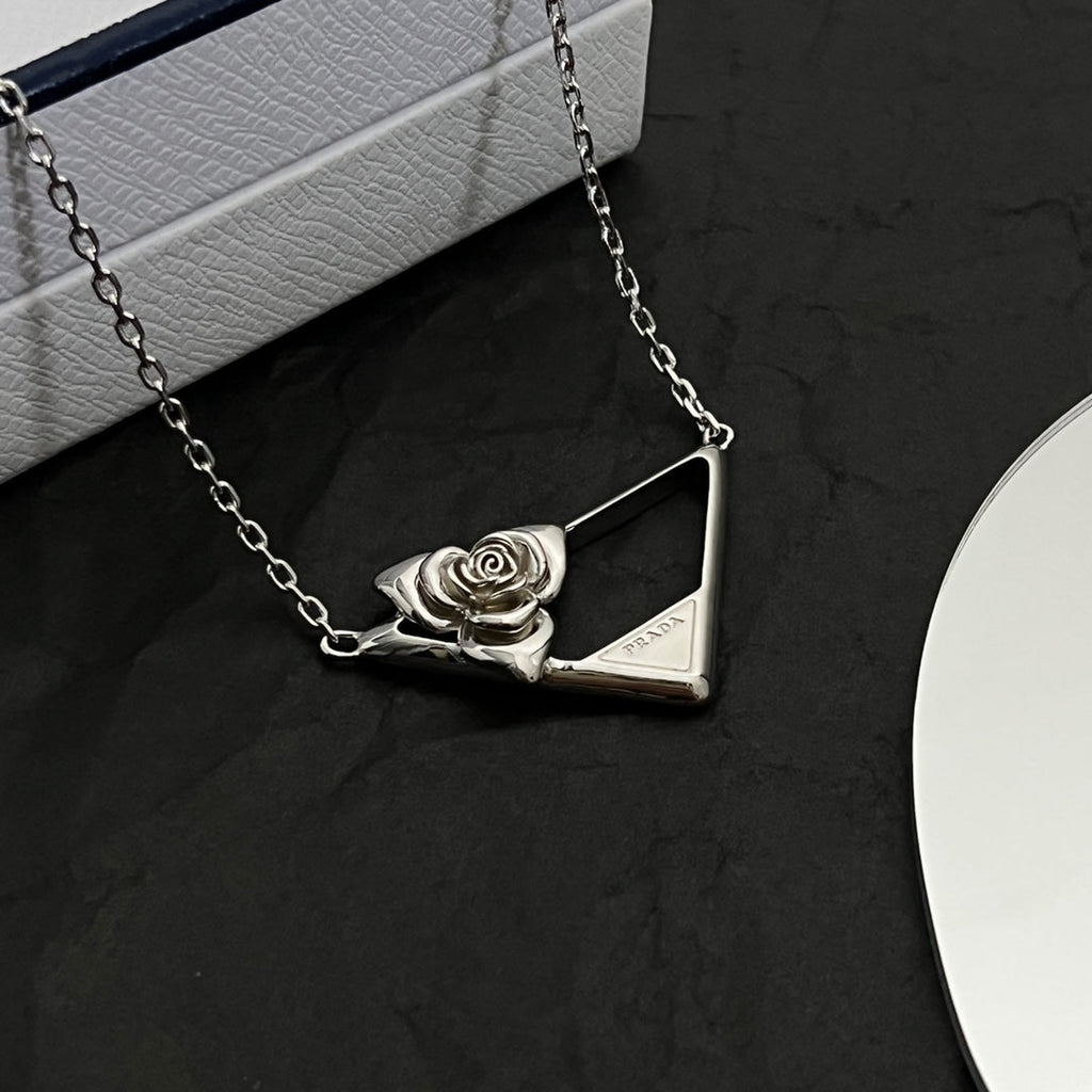 Victoire De Castellane 18K Gold Necklace