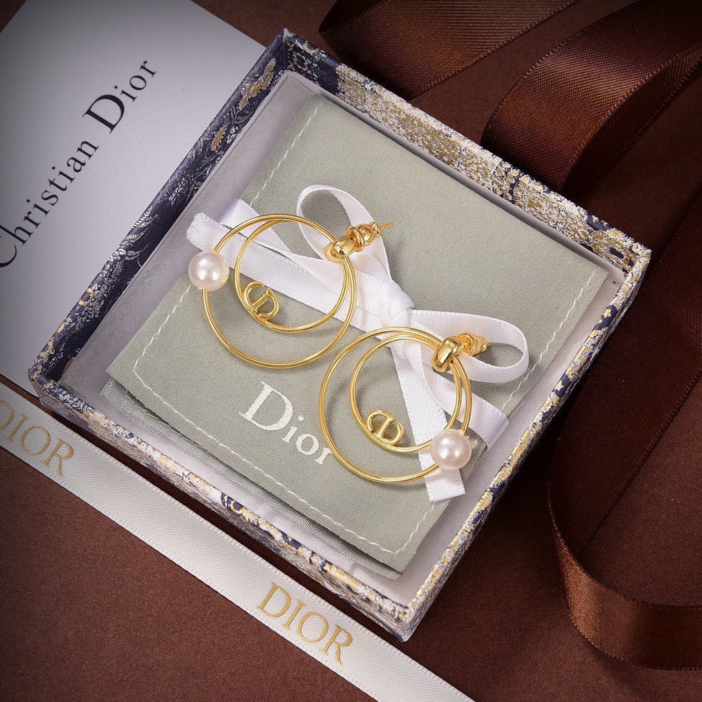 Dior Revolution Pearl 18K Gold Earrings